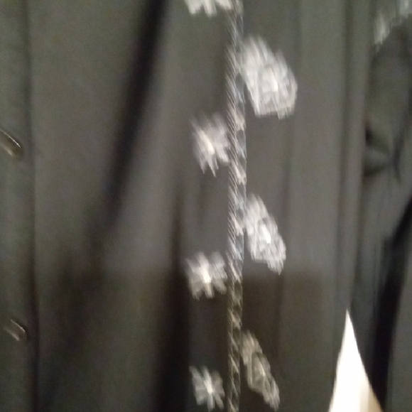 Womans XL Old Navy Black Buttoned Blouse Boho Embellished Details Cottagecore - Picture 3 of 5